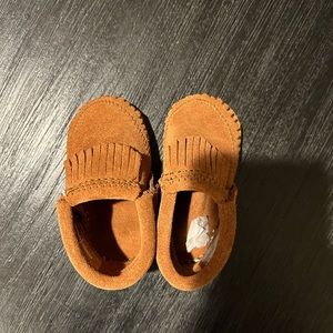 Infant Moccasins- Never worn - Size 2 - Authentic